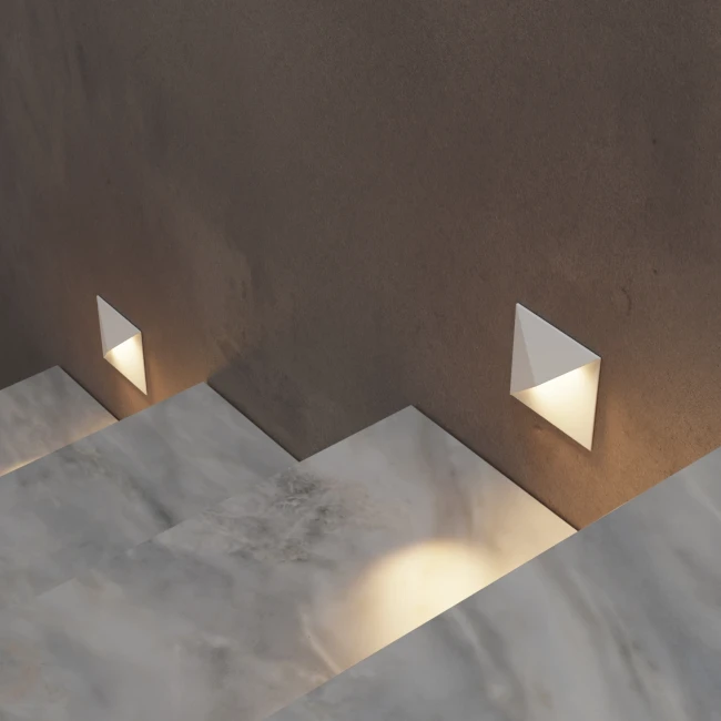 Подсветка лестницы встраиваемыми светильниками Integrator