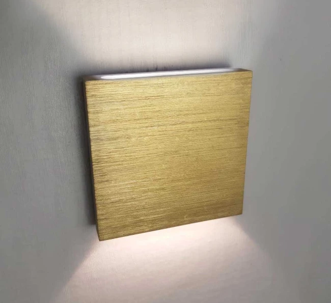 Светильник Steps S1002-GO-WW, золото, квадратный, 3000K Светильник Steps S1002-GO-WW, золото, квадратный, 3000K